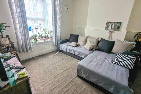 3 bedroom terraced house to rent, Ripon Street, Lincoln