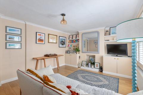 Basement Flat, 37 Raynham Road, London, W6 0HY