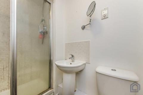 23 Balmoral Way, Birmingham, B14 4NU