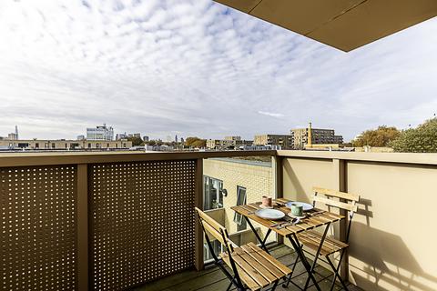 2 bedroom flat to rent,  Harford Street, Stepney, London E1