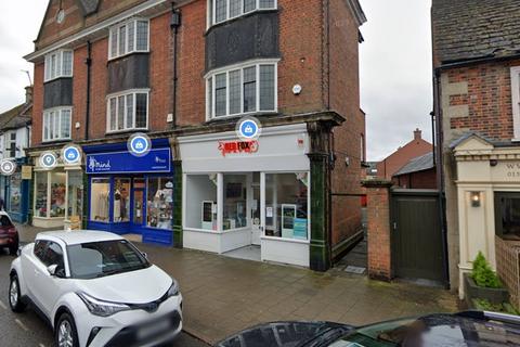 Retail property (high street) to rent, 42 High Street, Oakham, LE15 6AL