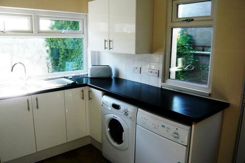 4 bedroom house to rent, Malefant Street, Cathays, Cardiff