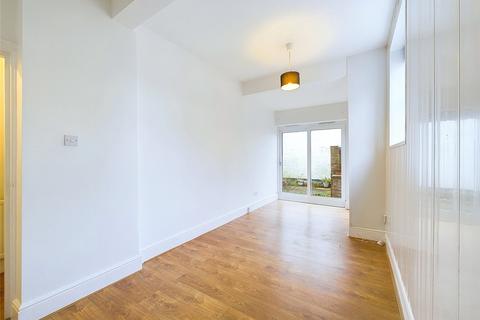 1 bedroom apartment to rent, St Margarets Road, St Margarets