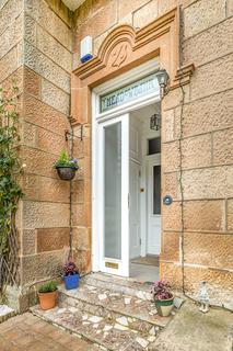 37 Cathkin Road, Glasgow, G42 9UJ
