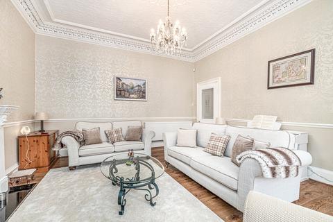 37 Cathkin Road, Glasgow, G42 9UJ
