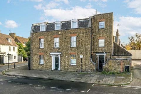 2 bedroom flat for sale, Burlington Lane, London W4