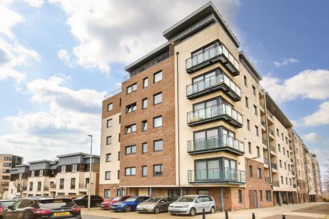 2 bedroom flat for sale, 2/4 Kingsburgh Crescent, Granton, Edinburgh, EH5 1JF