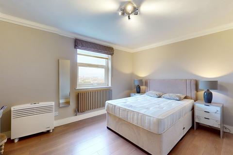 3 bedroom flat to rent, St. Johns Wood Park