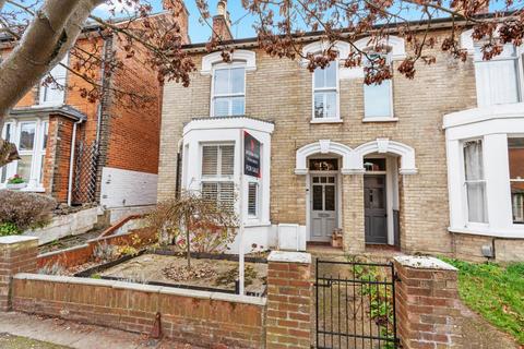 4 bedroom semi-detached house for sale, Salisbury Avenue, Essex CO3