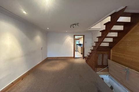 2 bedroom end of terrace house for sale, Queens Road, Maidstone, ME16