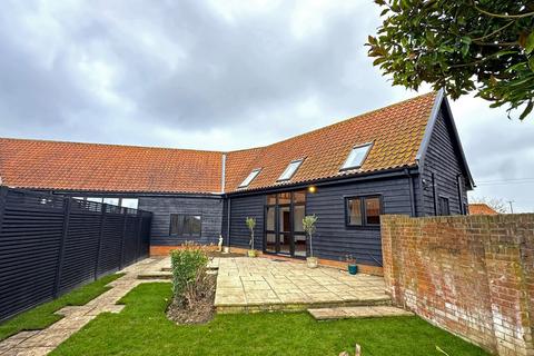 2 bedroom barn conversion for sale, Low Road, Suffolk IP14