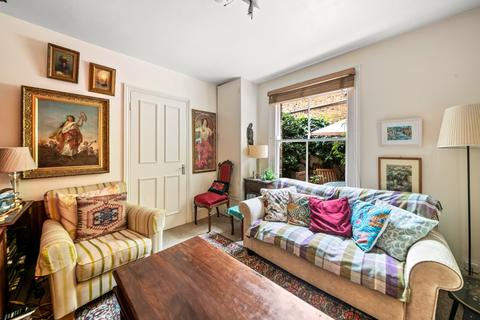 52 Oaklands Road, Hanwell, London, W7 2DU