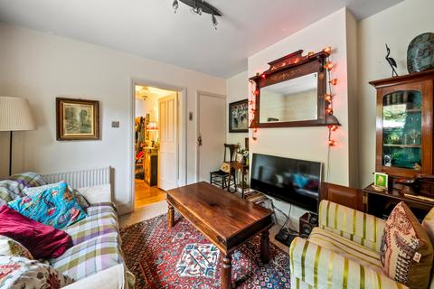 52 Oaklands Road, Hanwell, London, W7 2DU