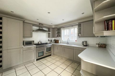 4 bedroom detached house for sale, Wood Lane, Hockley