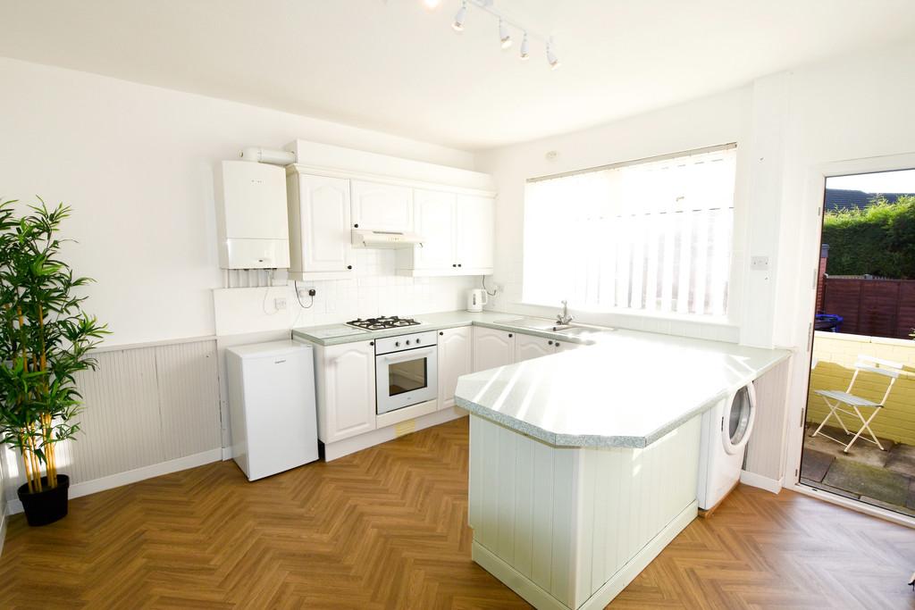 Kitchen dining room