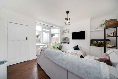 1 bedroom flat for sale, Wells Drive, London NW9