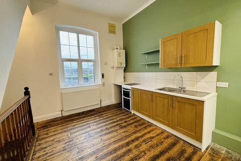 1 bedroom apartment to rent, Market Jew Street, Penzance