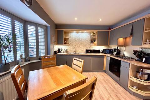 3 bedroom townhouse for sale, Osberne Way , Clipstone