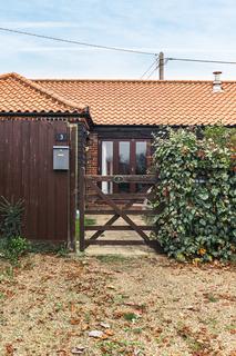 2 bedroom barn conversion for sale, Aylmerton