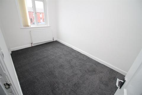 3 bedroom house to rent, Frank Street, Failsworth M35