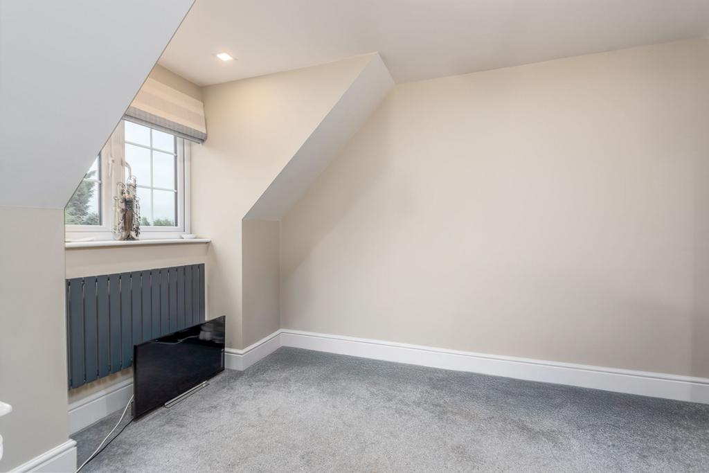 Cottage bedroom 2