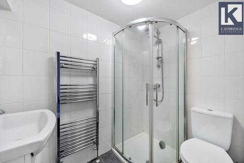 12a Stoneleigh Broadway, Epsom, KT17 2HU
