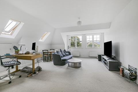 2 bedroom apartment for sale, Hardwicke Road, Reigate