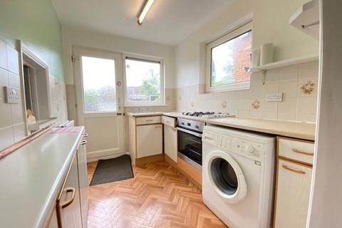 3 bedroom terraced house to rent, Old Dover Road, Canterbury CT1