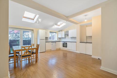 4 bedroom house to rent, Leithcote Gardens Streatham Hill SW16