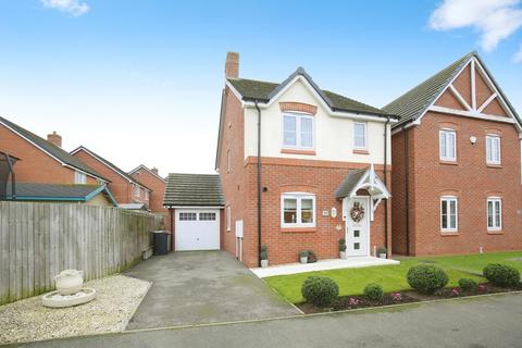 3 bedroom detached house for sale, Croft Road, Atherstone