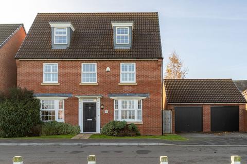 5 bedroom detached house for sale, Saintbridge Road, Gloucester GL2