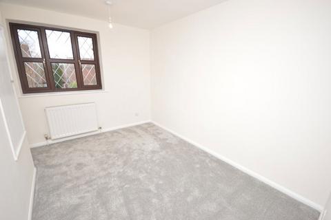 2 bedroom house to rent, Larchwood, Bishop`s Stortford