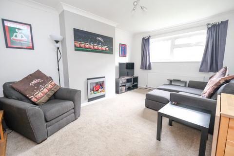 2 bedroom maisonette for sale, Windsor Drive, Chelsfield