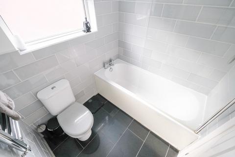 61a Windsor Drive, Orpington, BR6 6HD