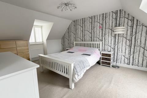 42 Bashkir Road, Westbury, BA13 3GY