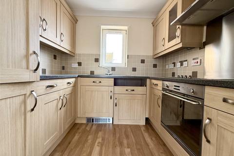 2 bedroom apartment for sale, Highcliffe Court, St Annes Road, Bridlington, East Yorkshire, YO15