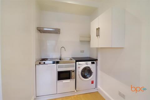 Studio to rent, BPC02401, Elton Road, Bristol BS8