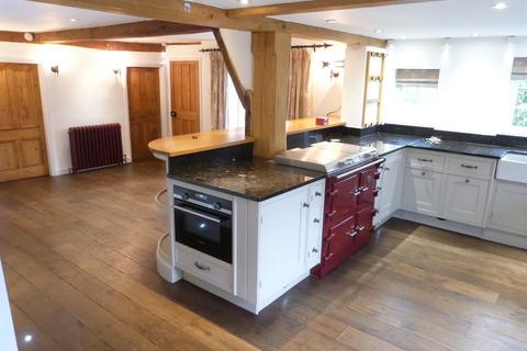 3 bedroom barn conversion to rent, Lower Moor, Pershore