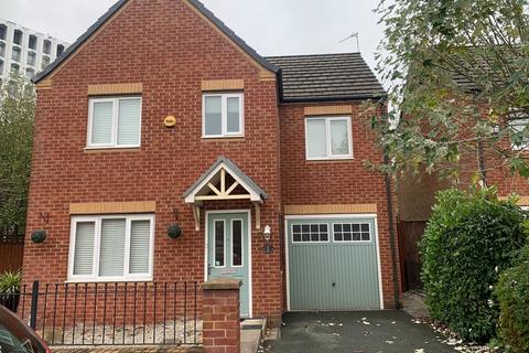 4 bedroom detached house to rent, Hexagon Close, Manchester