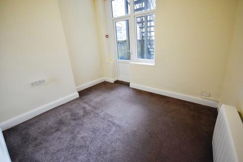 1 bedroom apartment to rent, The Parkway, Hanley