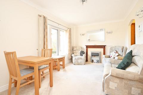 2 bedroom apartment for sale, Harlow Manor Park, Harrogate