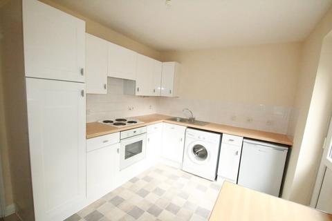 2 bedroom end of terrace house to rent, Chancellor Gardens, South Croydon