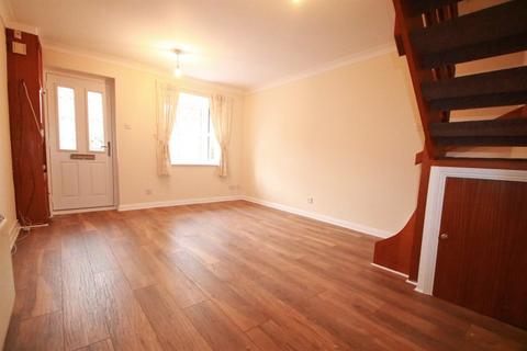 2 bedroom end of terrace house to rent, Chancellor Gardens, South Croydon