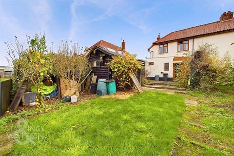 2 bedroom semi-detached house for sale, Beccles Road, Bungay