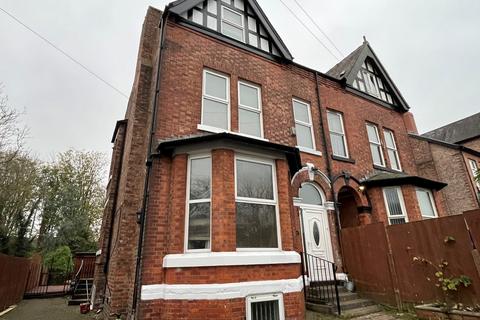 4 bedroom villa to rent, Manley Road, Whalley Range