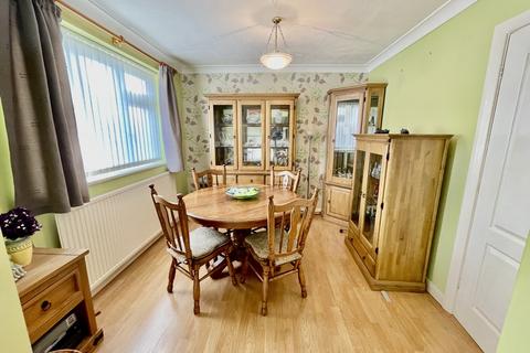 2 bedroom semi-detached bungalow for sale, Belgrave Road, Spalding