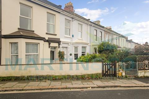 2 bedroom flat to rent, St Levan Road, Plymouth PL2