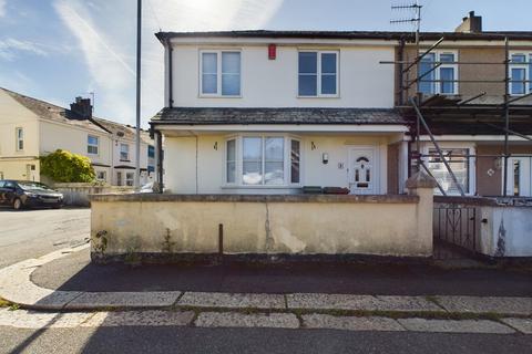 2 bedroom end of terrace house to rent, Lucas Terrace, Plymouth PL4