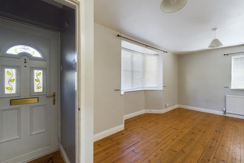 2 bedroom end of terrace house to rent, Lucas Terrace, Plymouth PL4