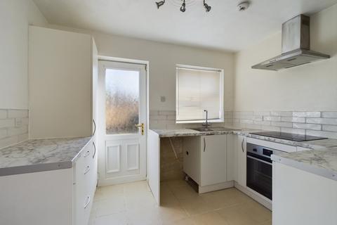 2 bedroom end of terrace house to rent, Lucas Terrace, Plymouth PL4